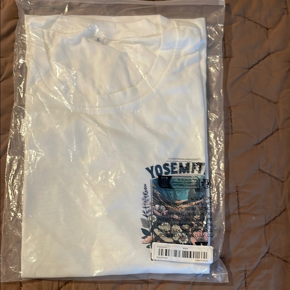 Yosemite Graphic White T-Shirt